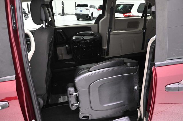 2019 Dodge Grand Caravan SE Handicap Mobility Van - 23033590 - 25