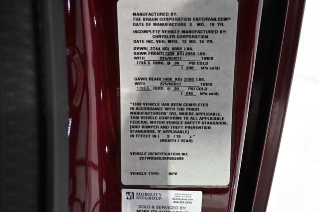 2019 Dodge Grand Caravan SE Handicap Mobility Van - 23033590 - 31