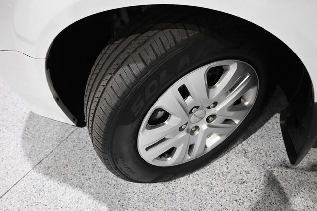 2019 Dodge Grand Caravan SE Mobility Handicap Van - 22987339 - 10