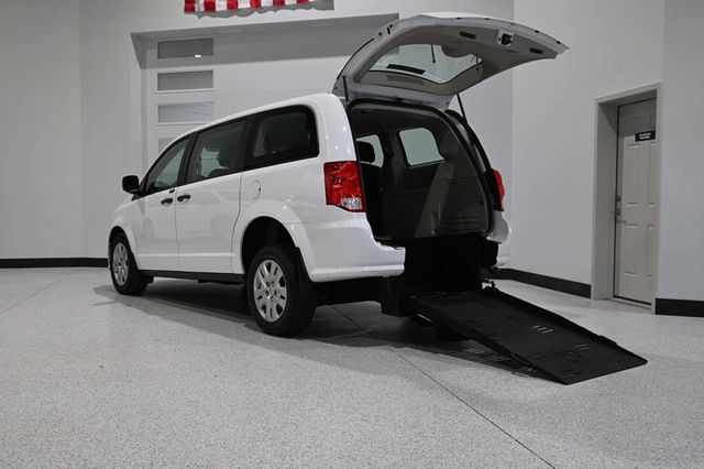 2019 Dodge Grand Caravan SE Mobility Handicap Van - 22987339 - 1