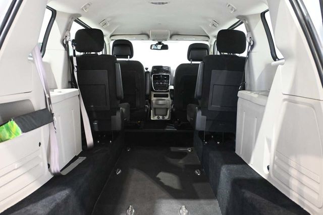 2019 Dodge Grand Caravan SE Mobility Handicap Van - 22987339 - 19