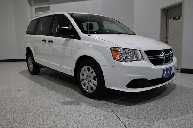 2019 Dodge Grand Caravan SE Mobility Handicap Van - 22987339 - 2