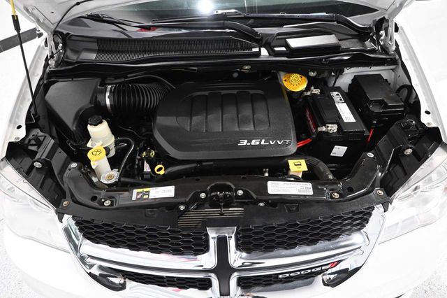 2019 Dodge Grand Caravan SE Mobility Handicap Van - 22987339 - 29