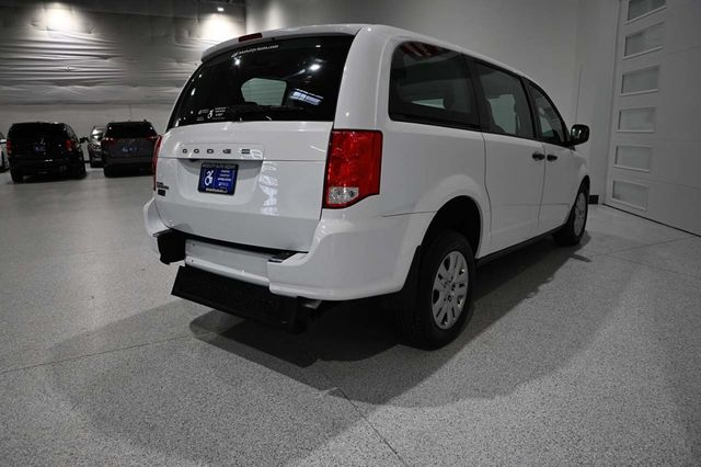 2019 Dodge Grand Caravan SE Mobility Handicap Van - 22987339 - 5