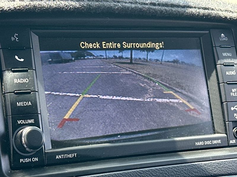 2019 Dodge Grand Caravan SE Plus Wagon - 23048369 - 16