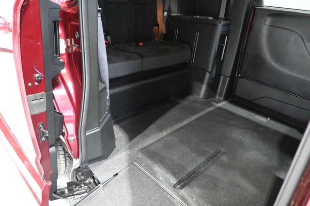 2019 Dodge Grand Caravan SE Plus Wagon - 23030870 - 17