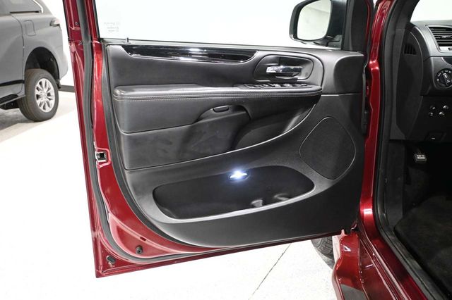 2019 Dodge Grand Caravan SE Plus Wagon - 23030870 - 31