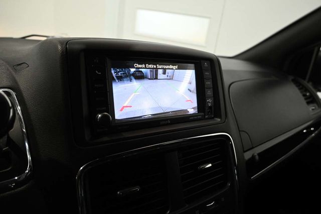 2019 Dodge Grand Caravan SE Plus Wagon - 23030870 - 38