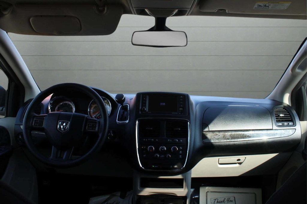2019 Dodge Grand Caravan SE Plus Wagon - 22927042 - 17