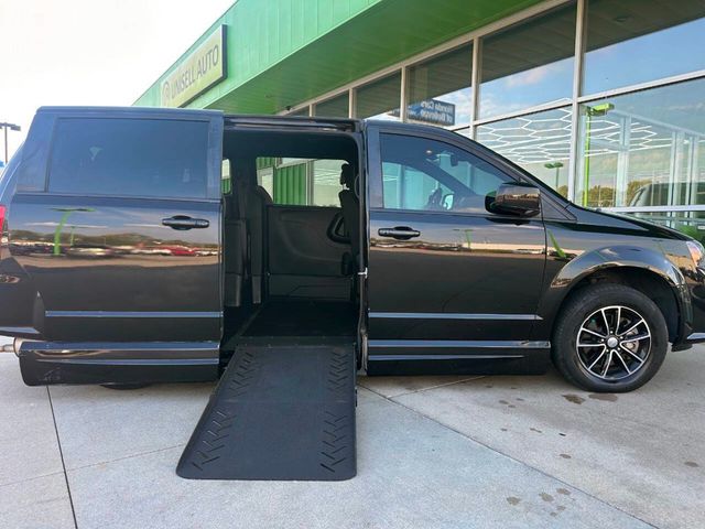 2019 Dodge Grand Caravan SE Plus Wagon - 22937001 - 17