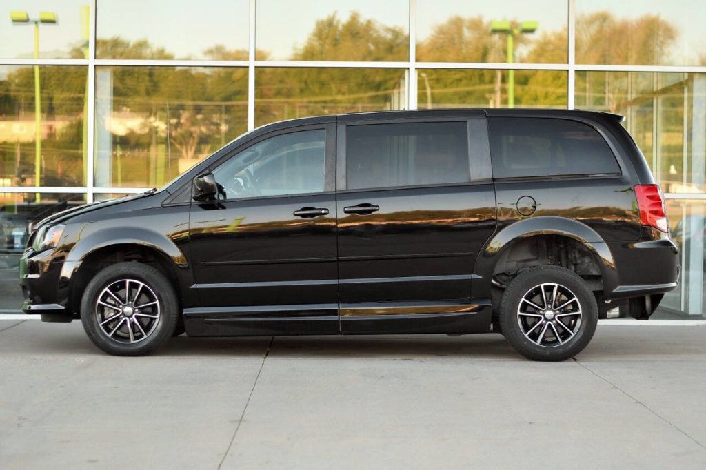 2019 Dodge Grand Caravan SE Plus photo 4