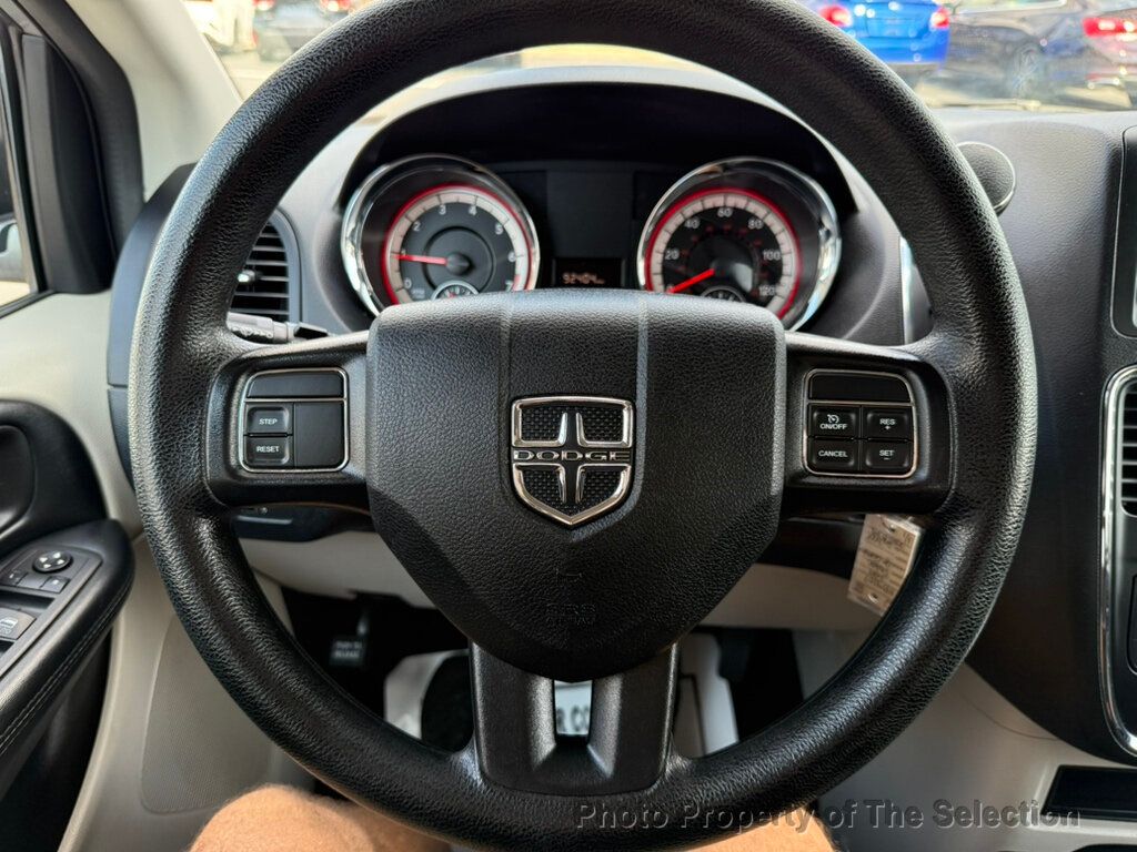 2019 Dodge Grand Caravan SE photo 16