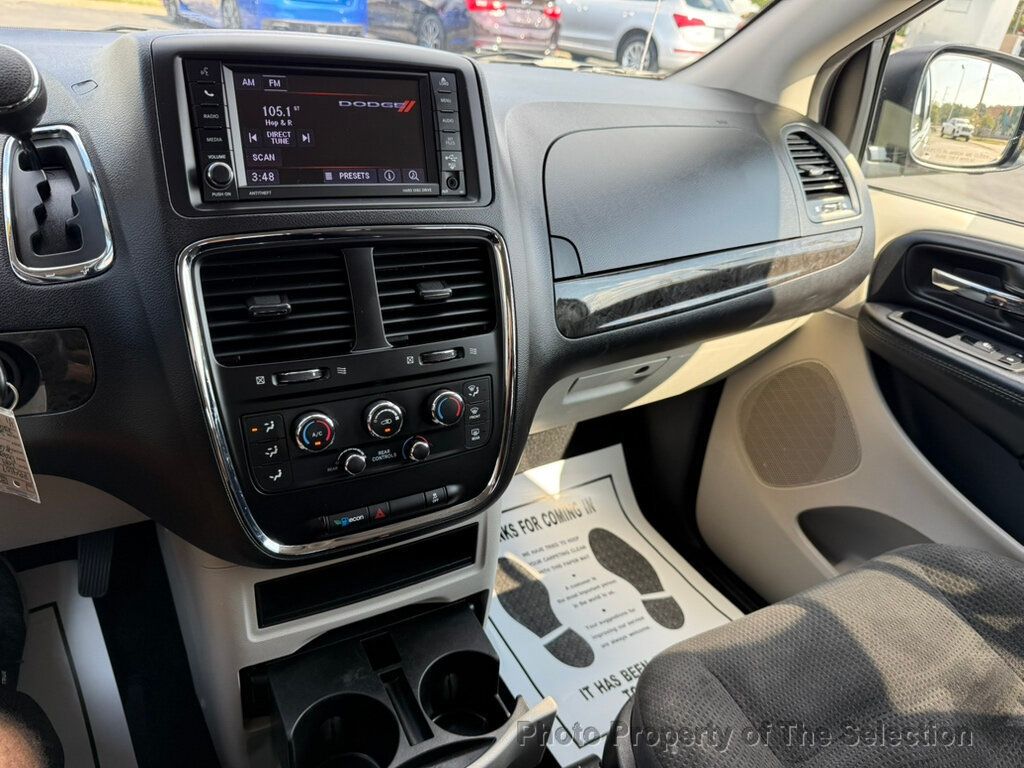 2019 Dodge Grand Caravan SE photo 22
