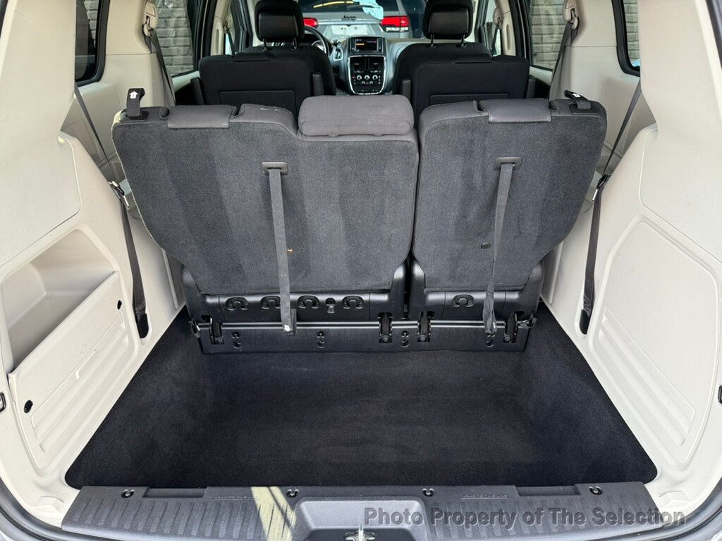 2019 Dodge Grand Caravan SE photo 32
