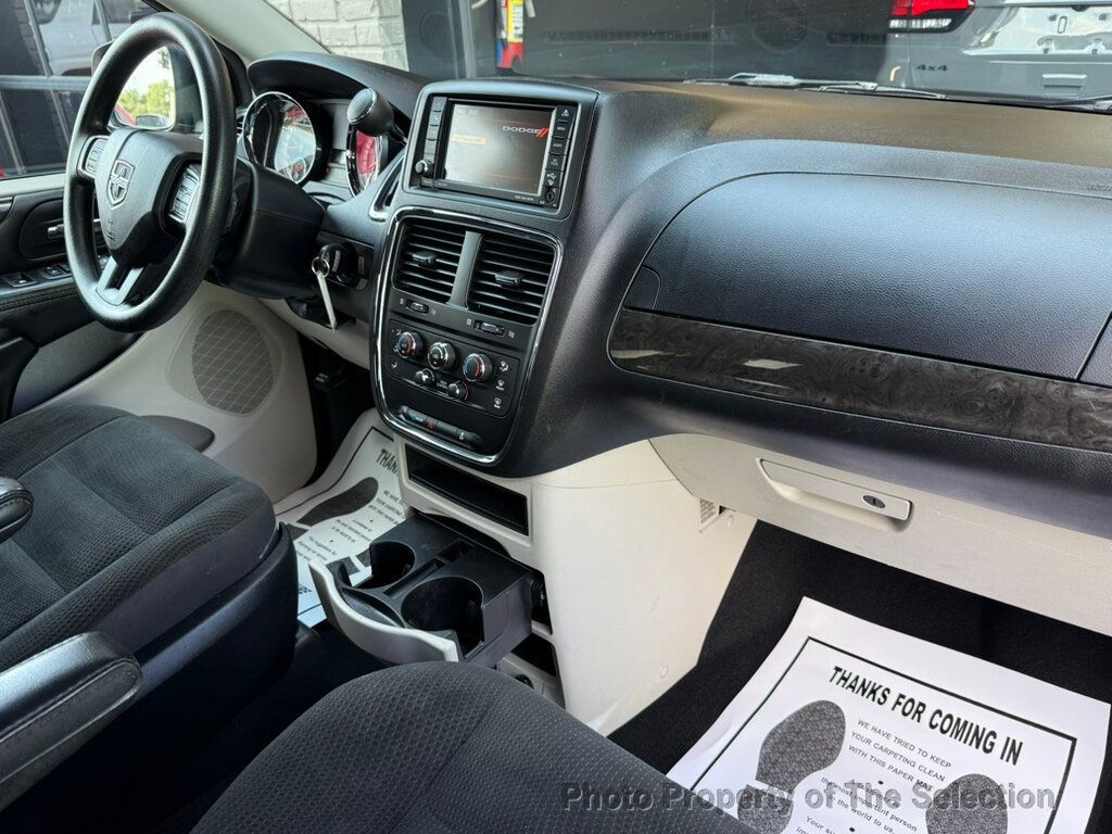 2019 Dodge Grand Caravan SE photo 35