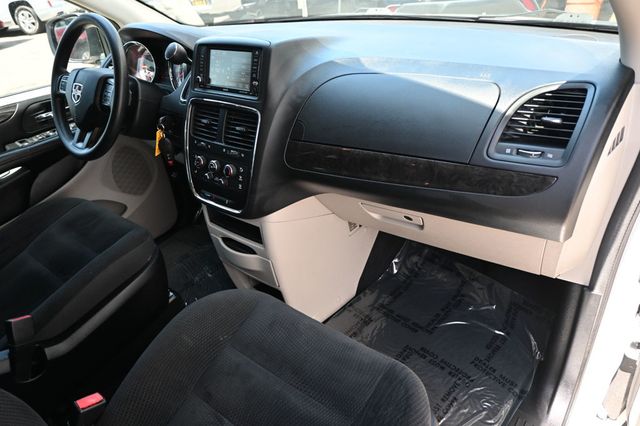 2019 Dodge Grand Caravan SE Wagon - 23058870 - 10