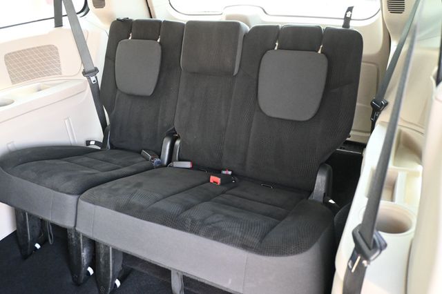 2019 Dodge Grand Caravan SE Wagon - 23058870 - 16