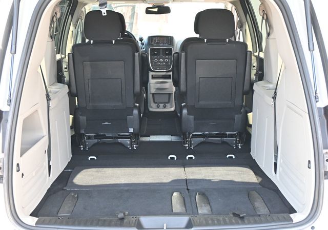 2019 Dodge Grand Caravan SE Wagon - 23058870 - 19
