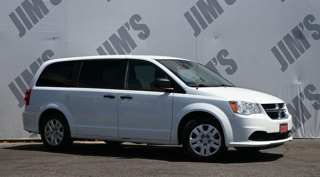Dodge Grand Caravan photo 3