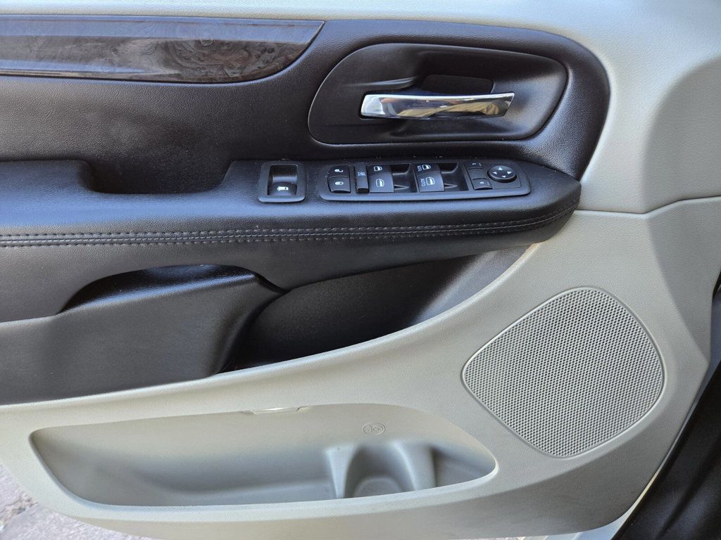 2019 Dodge Grand Caravan SE Wagon - 22930691 - 13