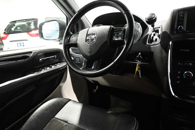 2019 Dodge Grand Caravan SXT - 22982251 - 22
