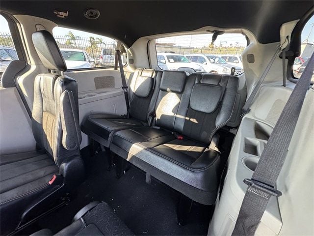 2019 Dodge Grand Caravan SXT - 22732770 - 22