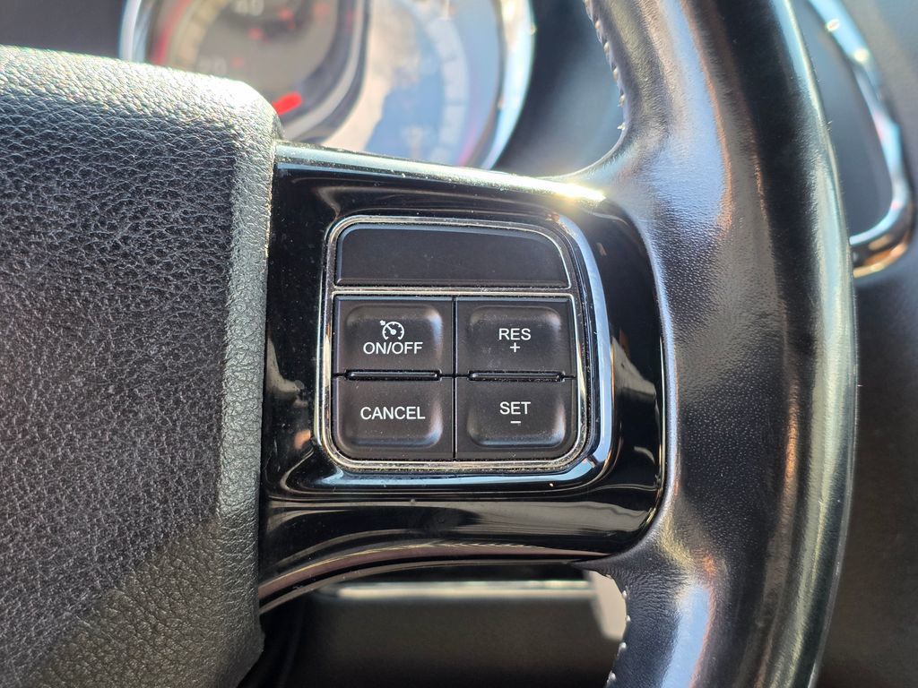 2019 Dodge Grand Caravan SXT - 22996546 - 26