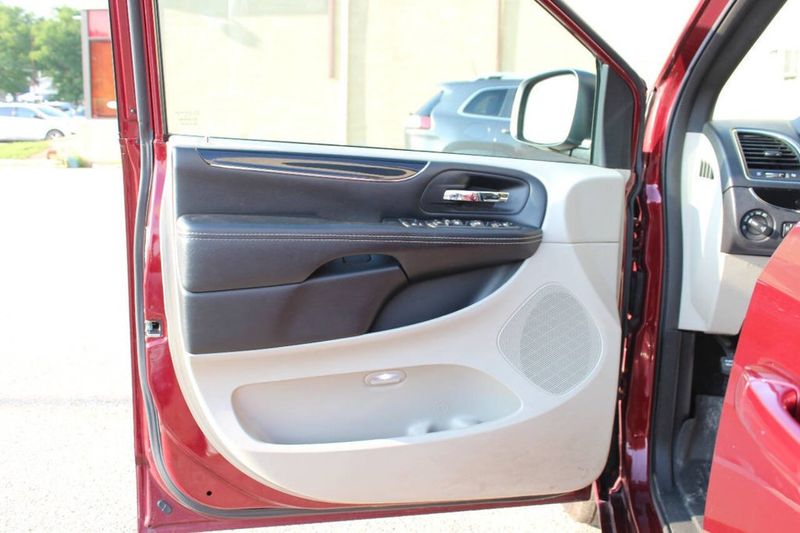 2019 Dodge Grand Caravan SXT 4dr Mini Van - 22889870 - 8