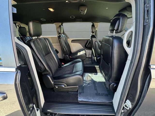 2019 Dodge Grand Caravan SXT 4dr Mini Van - 22937445 - 21