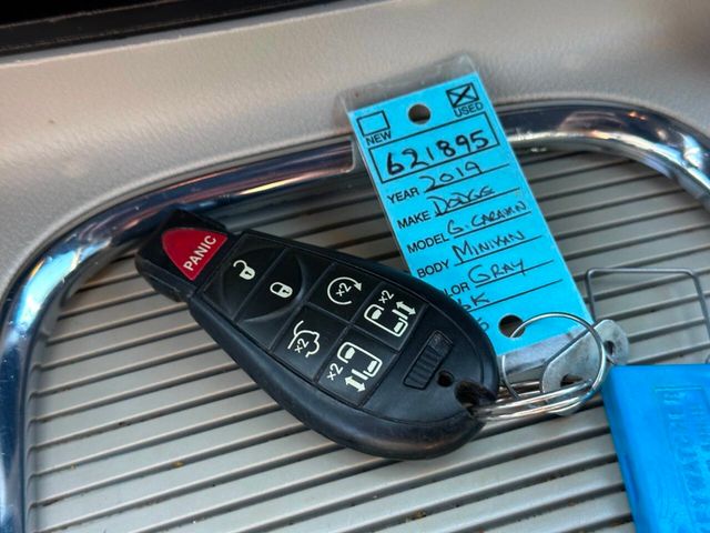2019 Dodge Grand Caravan SXT 4dr Mini Van - 22937445 - 47