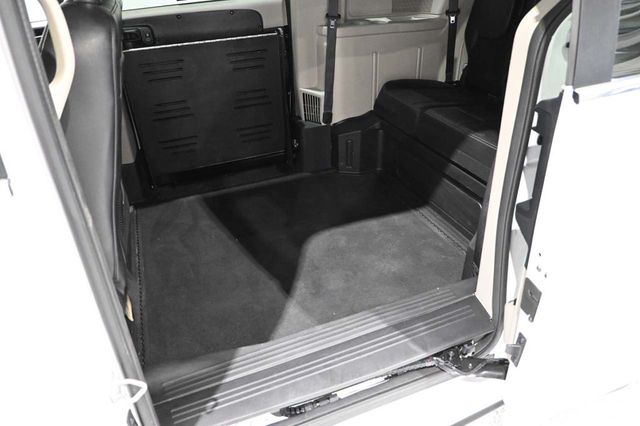 2019 Dodge Grand Caravan SXT Mobility Handicap Van - 22992712 - 24