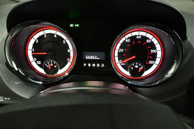 2019 Dodge Grand Caravan SXT Mobility Handicap Van - 22992712 - 33