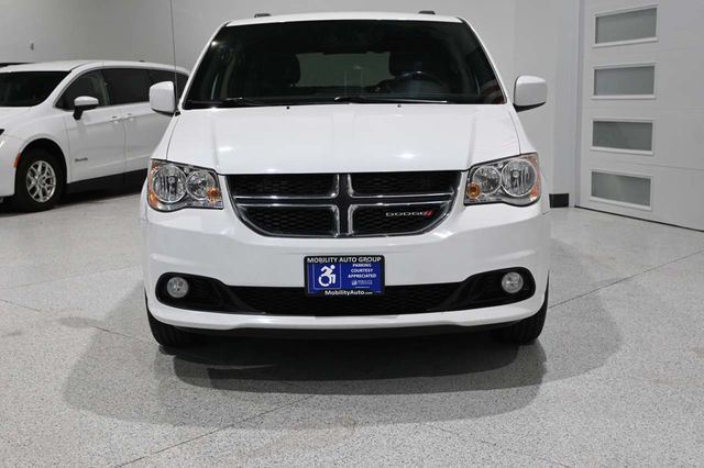 2019 Dodge Grand Caravan SXT Mobility Handicap Van - 22992712 - 3