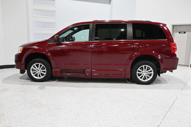 2019 Dodge Grand Caravan SXT Mobility Handicap Van - 23085262 - 9