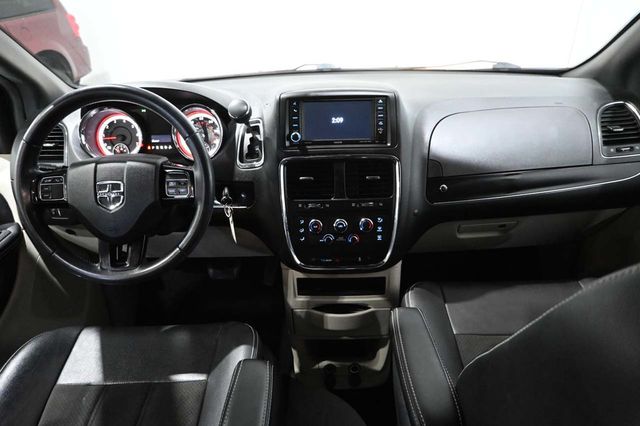 2019 Dodge Grand Caravan SXT Mobility Handicap Van - 23085262 - 21