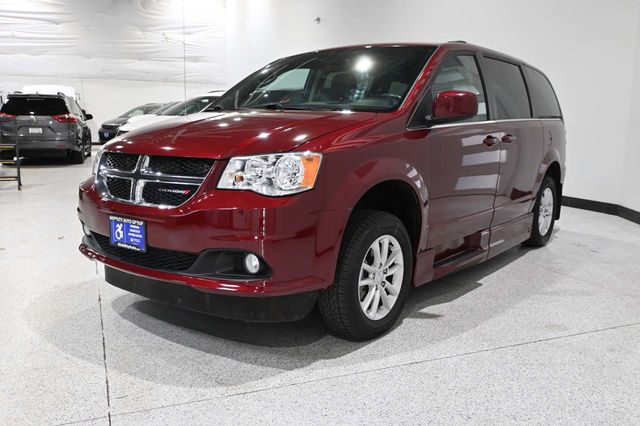 2019 Dodge Grand Caravan SXT Mobility Handicap Van - 23085262 - 2