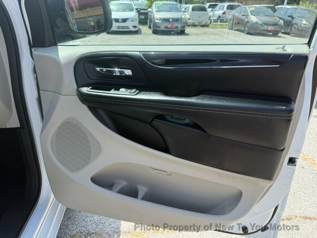 2019 Dodge Grand Caravan SXT Wagon - 23063488 - 14