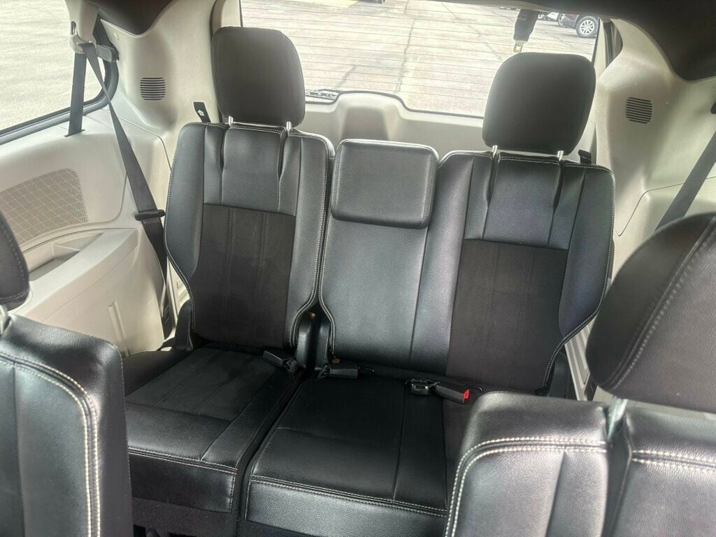 2019 Dodge Grand Caravan SXT Wagon - 23083066 - 11