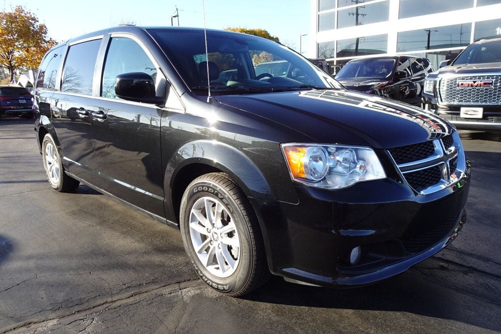 2019 Dodge Grand Caravan SXT photo 2