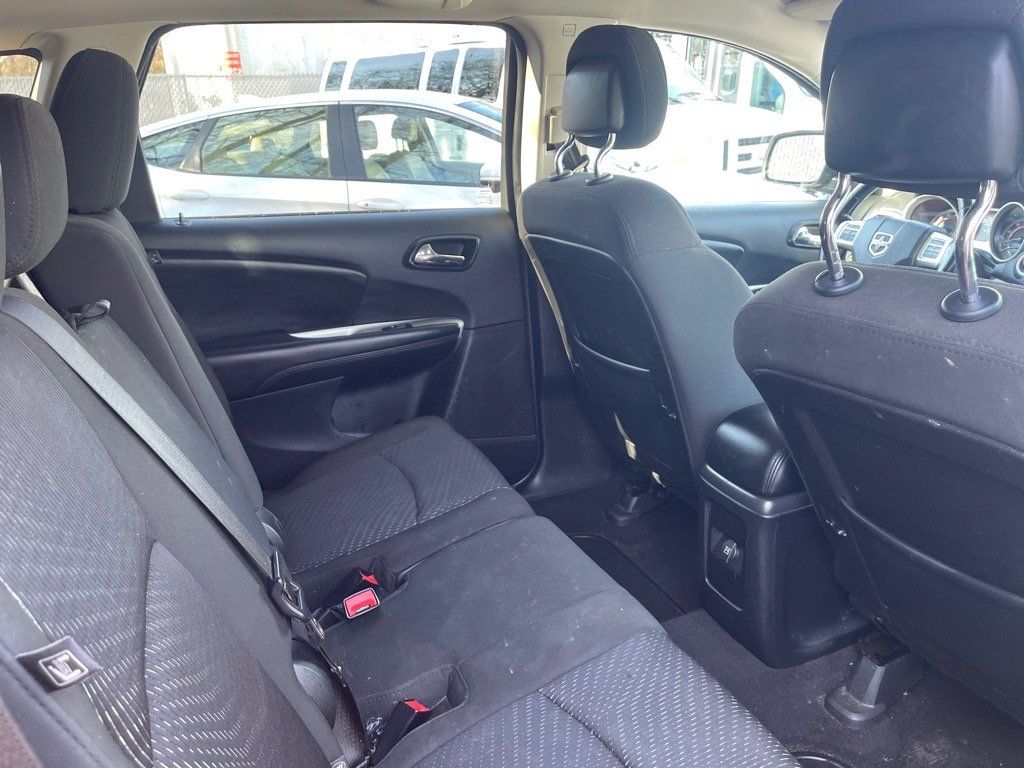 2019 Dodge Journey SE FWD - 22959199 - 18