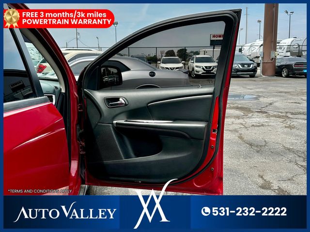 2019 Dodge Journey SE Sport Utility 4D - 22943572 - 14