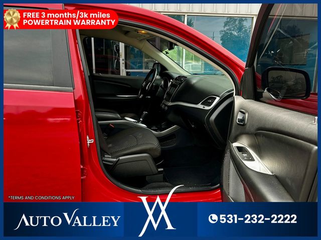 2019 Dodge Journey SE Sport Utility 4D - 22943572 - 15