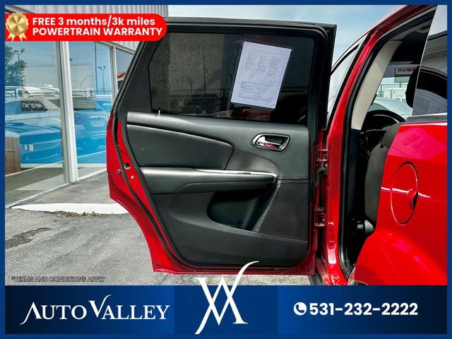 2019 Dodge Journey SE Sport Utility 4D - 22943572 - 17