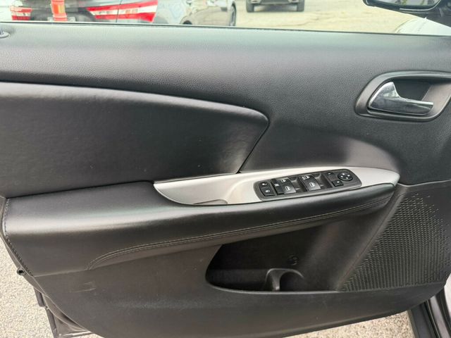 2019 Dodge Journey SE Value Pkg FWD - 22975573 - 19