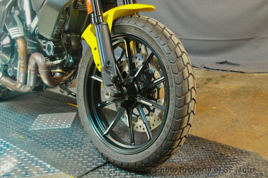 2019 Ducati Scrambler Icon One Owner, 500 miles - 22419434 - 19