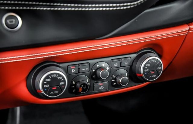 2019 Ferrari 488 GTB Coupe - 22938601 - 10