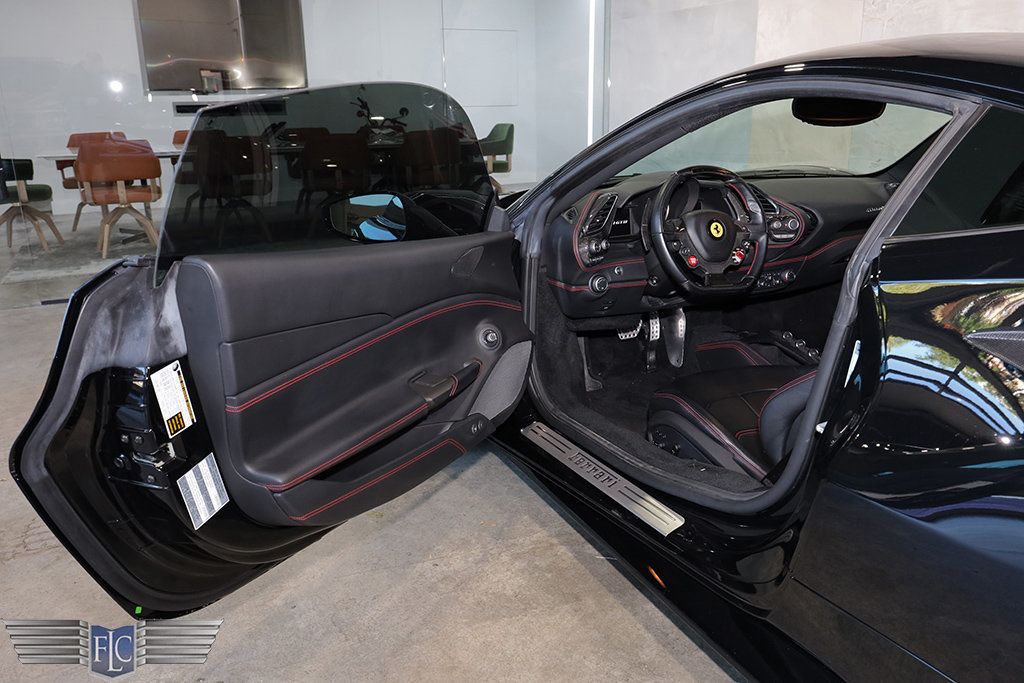 2019 Ferrari 488 GTB Coupe - 22945041 - 16