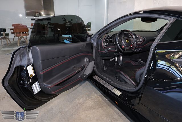 2019 Ferrari 488 GTB Coupe - 22945041 - 16