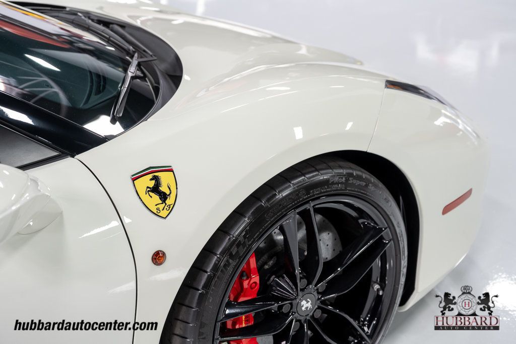 2019 Ferrari 488 Spider Convertible - 23062728 - 33