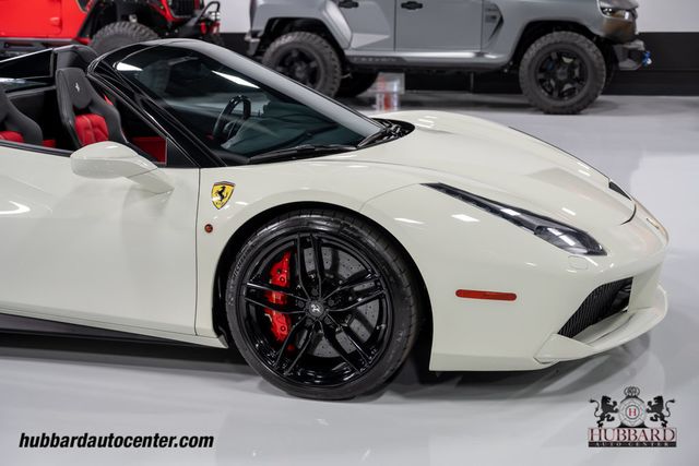 2019 Ferrari 488 Spider Convertible - 23062728 - 41